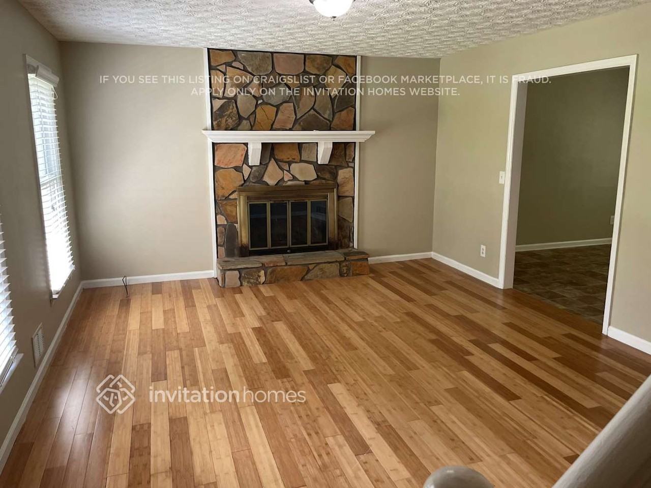 1851 Twin Branch Dr - Photo 4 of 16