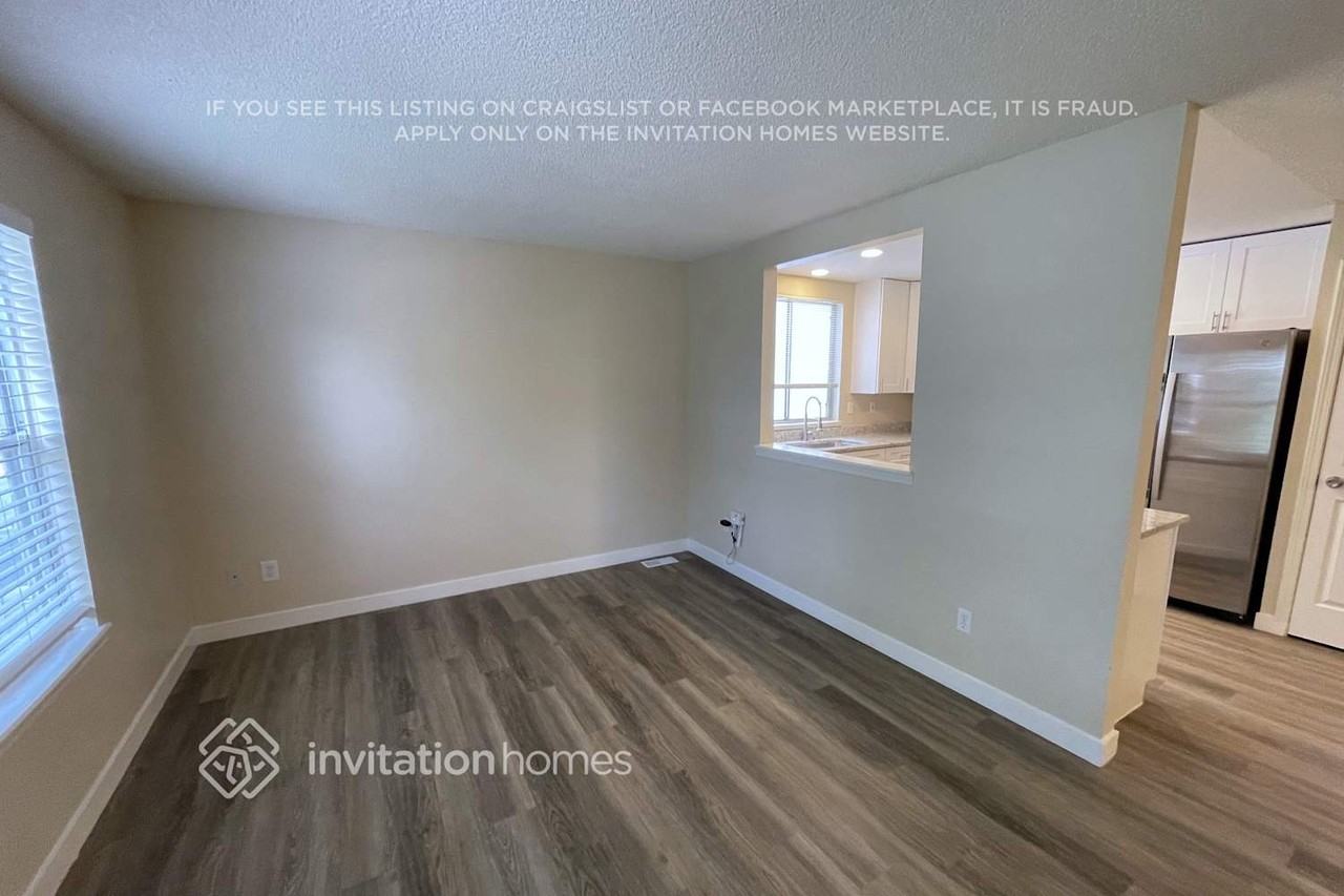 17634 Snowberry Way - Photo 6 of 19