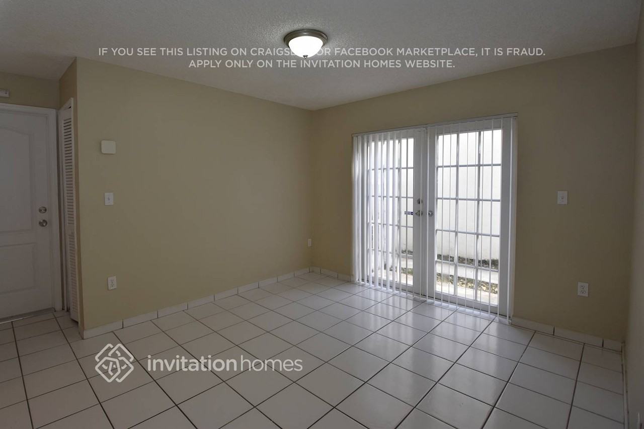 15290 Sw 51st St - Photo 4 of 22
