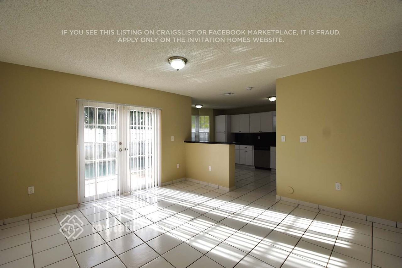 15290 Sw 51st St - Photo 5 of 22