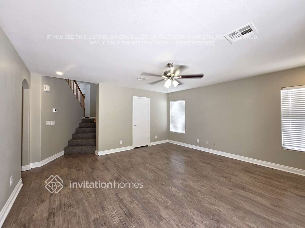 8541 Honey Vine Ave - Photo 2 of 15
