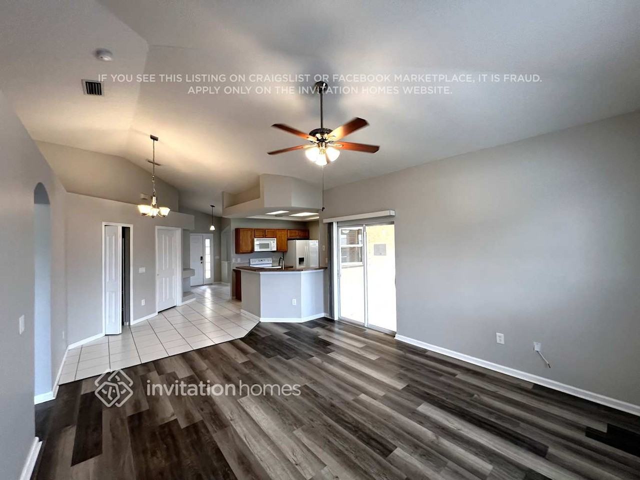 1831 Sw Renfro St - Photo 5 of 17