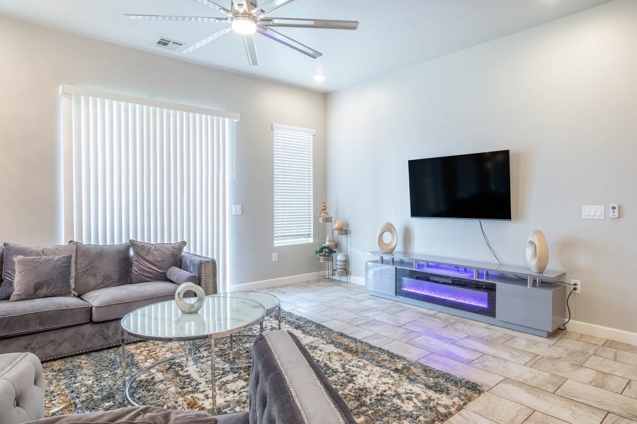 3905 Santa Alexandra Rd #1 - Photo 3 of 26