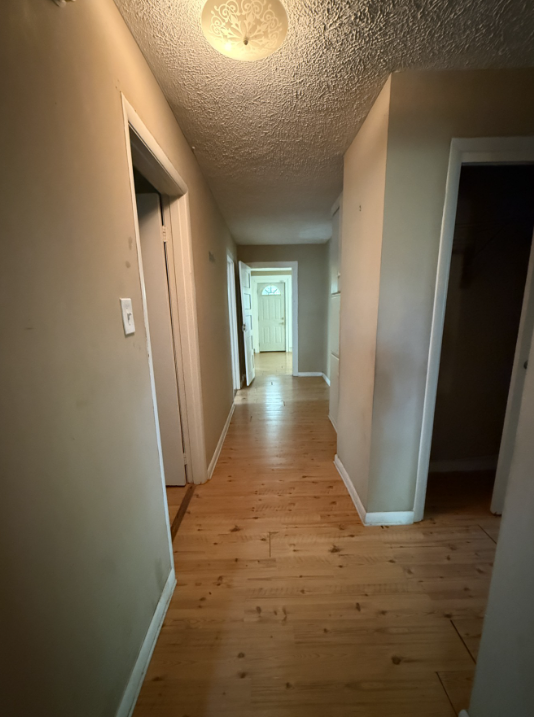 526 S Canal St #1 - Photo 5 of 11