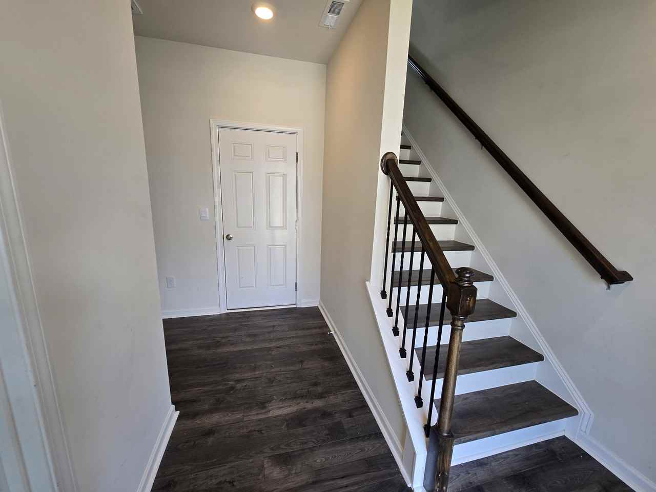 803 Washington St #1 - Photo 3 of 31