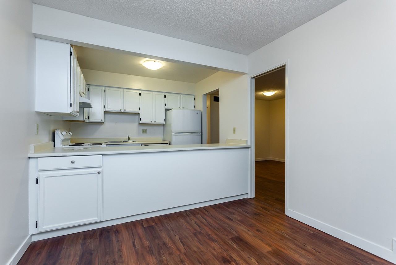 Briar Gate Townhomes - Photo 4 of 9