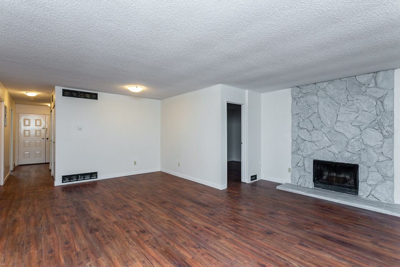 Briar Gate Townhomes - Photo 6 of 9