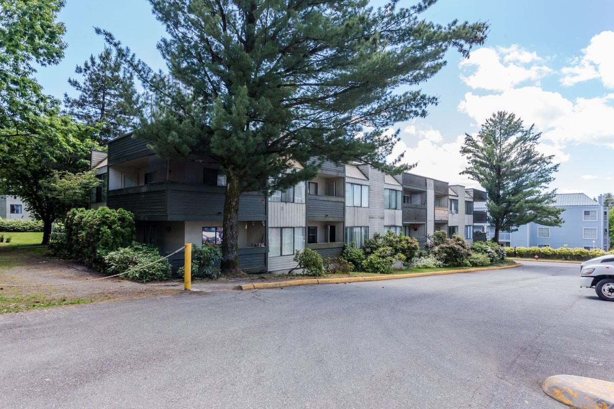 Burnside Apartments - Photo 2 of 10
