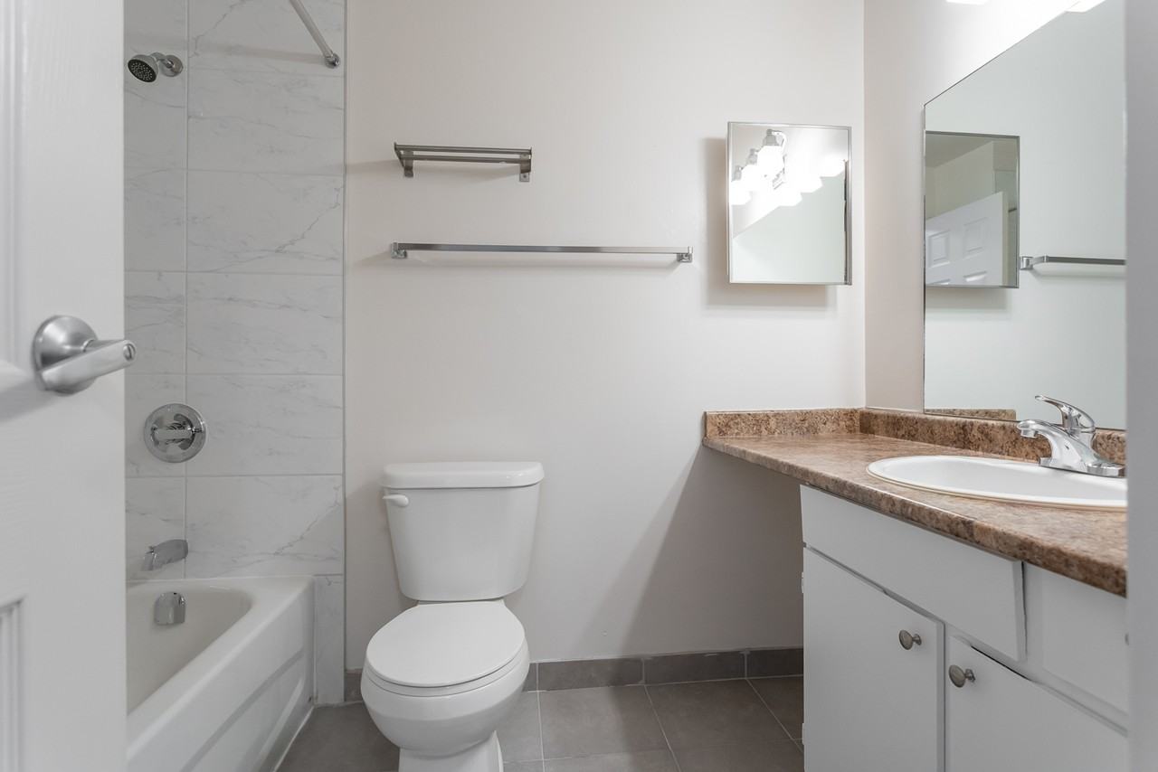 Victoria Apartments - Photo 6 of 13