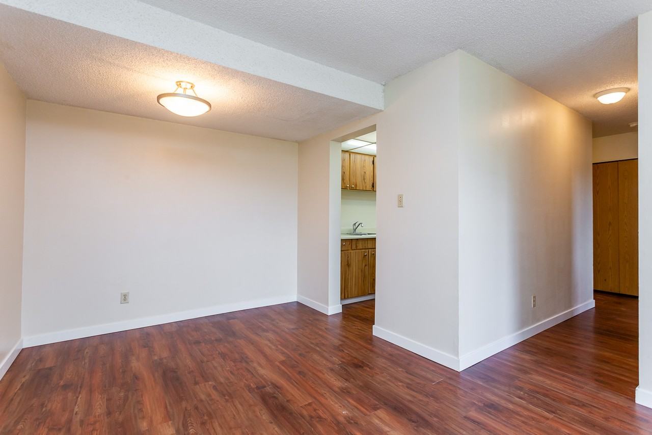 Waterstone 60 Apartments - Photo 6 of 14