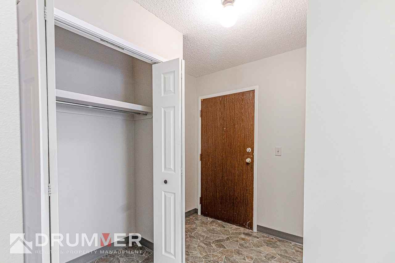 Amazing Sunnyside 2 Bedroom w/ Spacious Layout & the Best Location! - Photo 3 of 17