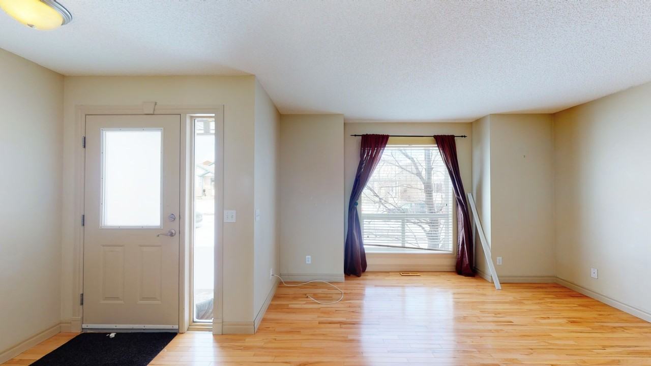 95 Arbour Meadows Close NW - Photo 3 of 19