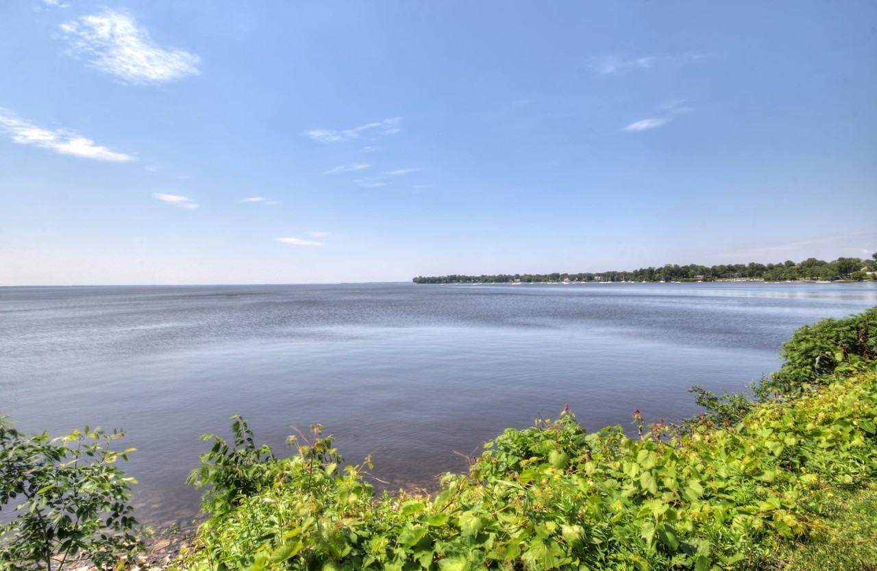 30 Ch Du Bord-Du-Lac Lakeshore — photo 3
