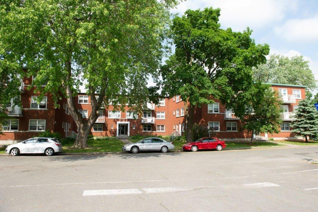 Village Millcraft Apartments - Photo 2 of 46