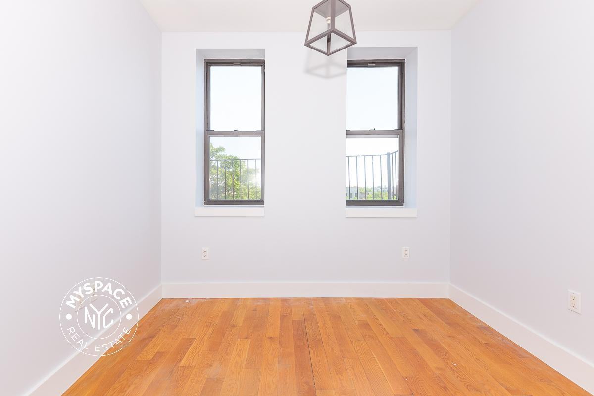 462 Pulaski St #2B - Photo 7 of 14