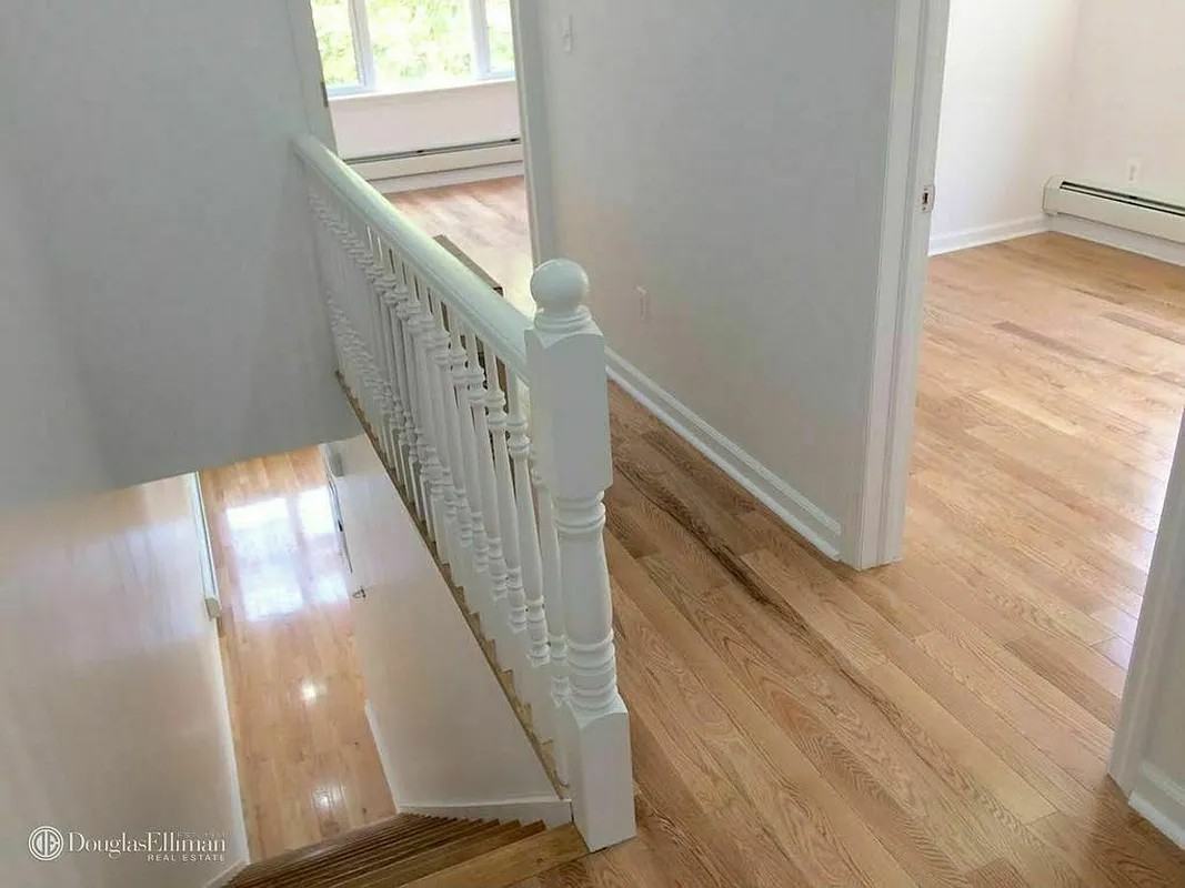 776 East 45th Street - Photo 7 of 8