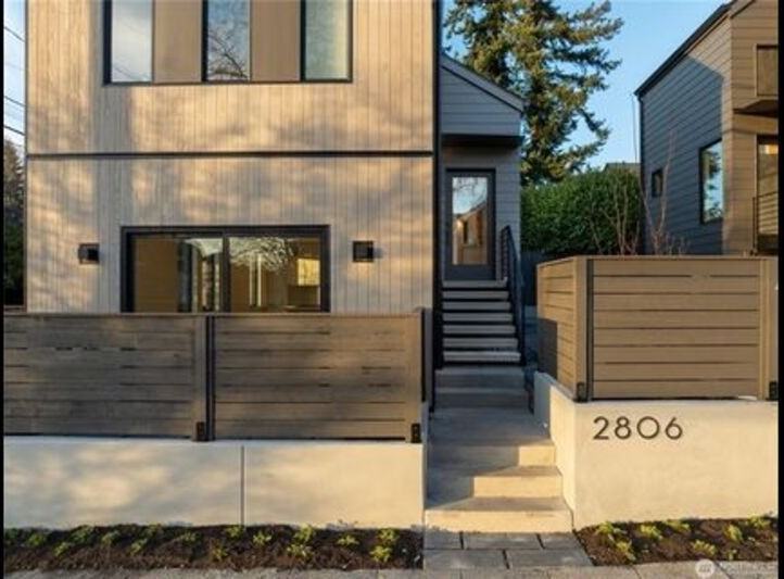 2806 W Dravus St - Photo 3 of 18