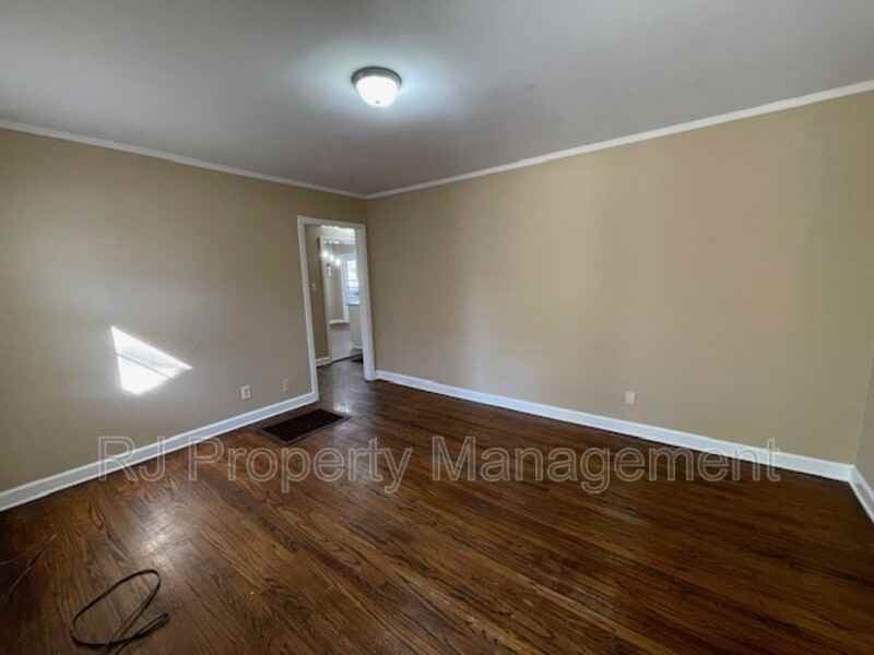 3542 Millington Rd - Photo 2 of 13