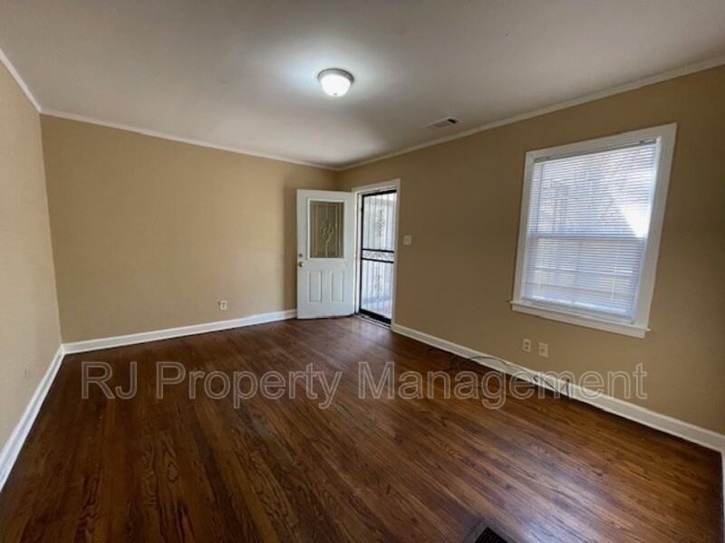 3542 Millington Rd - Photo 3 of 13