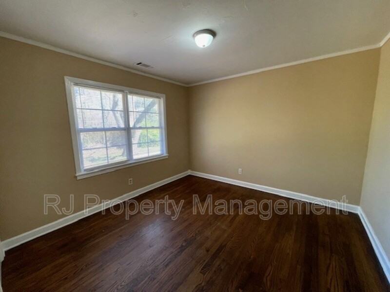 3542 Millington Rd - Photo 7 of 13