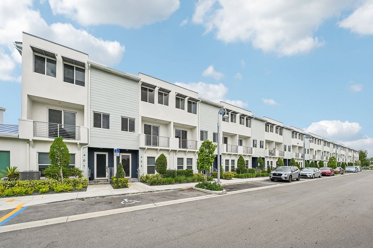The Addison in Palmetto Bay - Photo 5 of 55