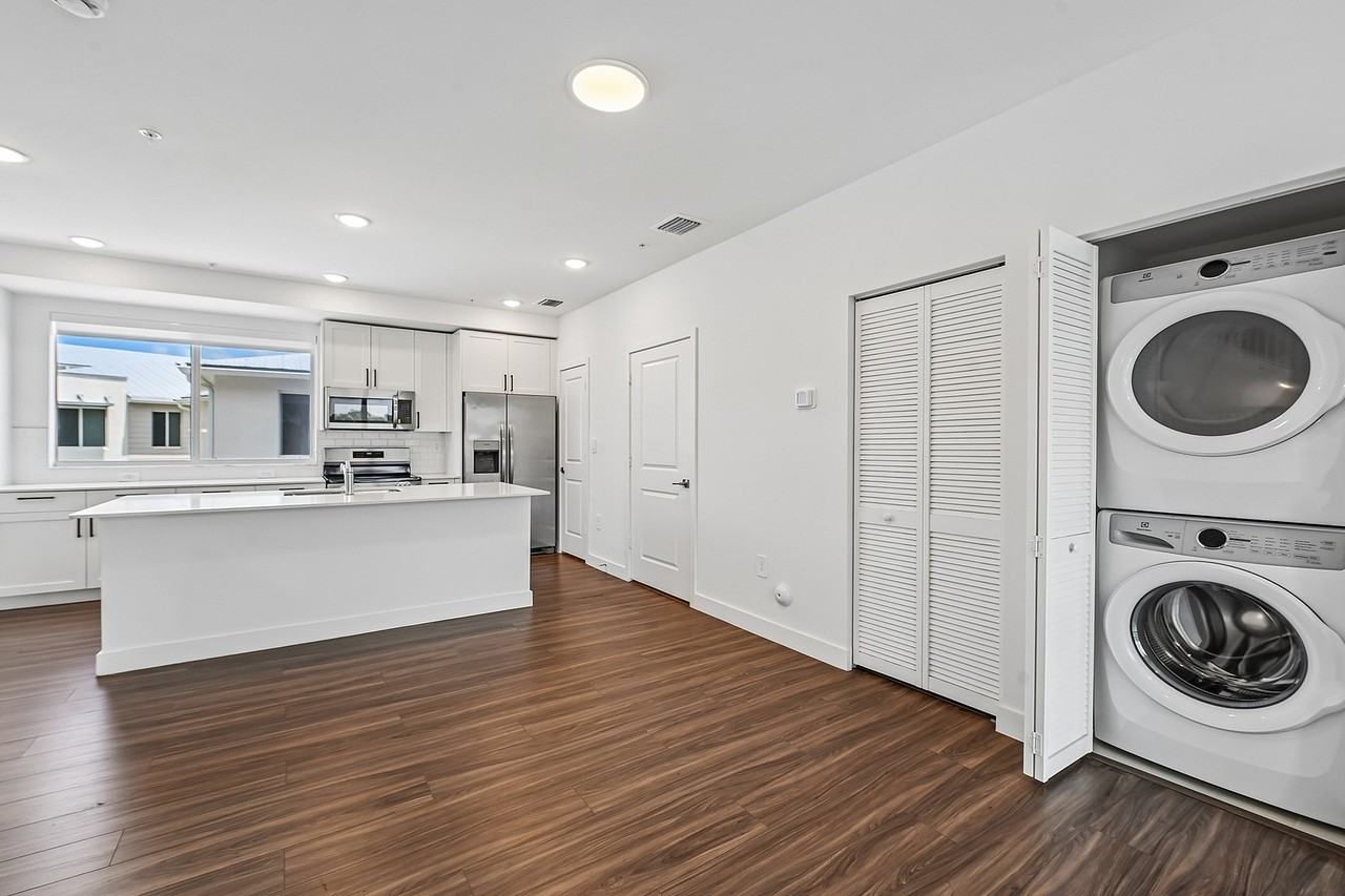 The Addison in Palmetto Bay - Photo 6 of 55