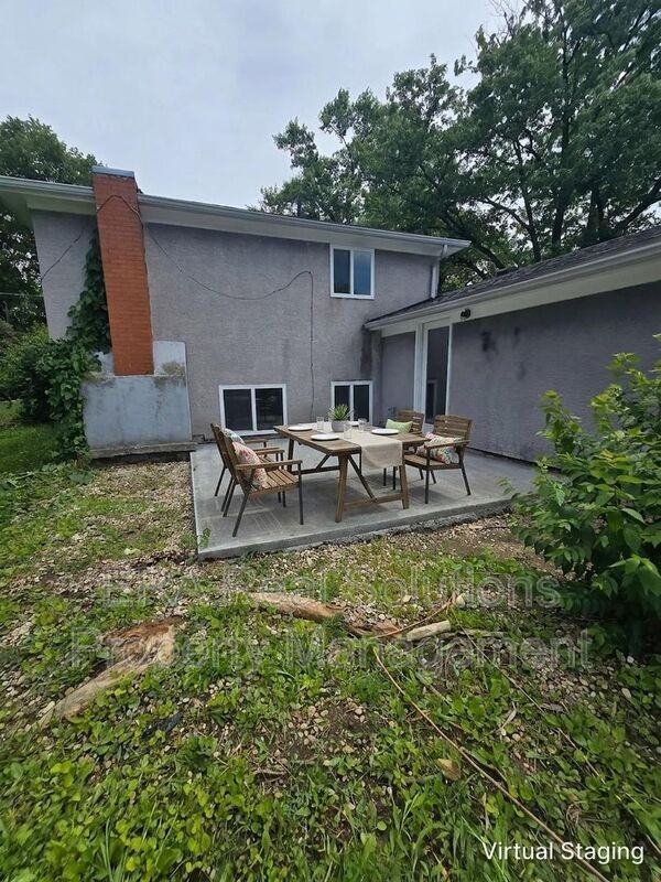 2564 Maybury Rd - Photo 6 of 25