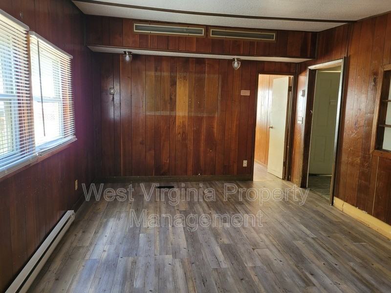 157 Mountain Trl - Photo 4 of 9
