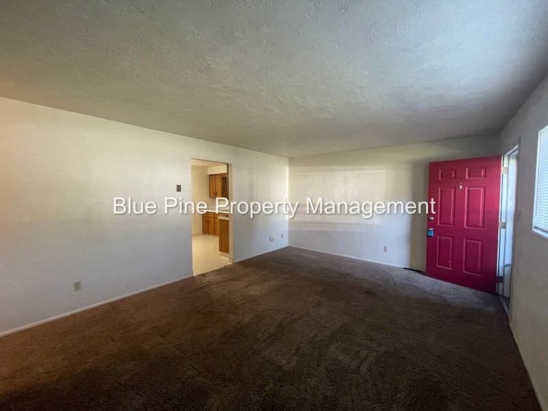 1680 Calkins Ave #3 - Photo 4 of 13