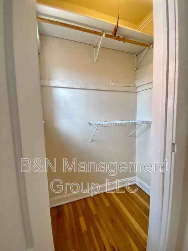 1059 W Dakin St #3 - Photo 2 of 10