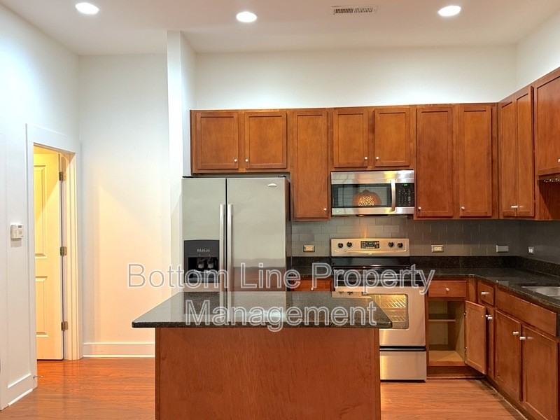 904 Warren Burgess Ln - Photo 5 of 22