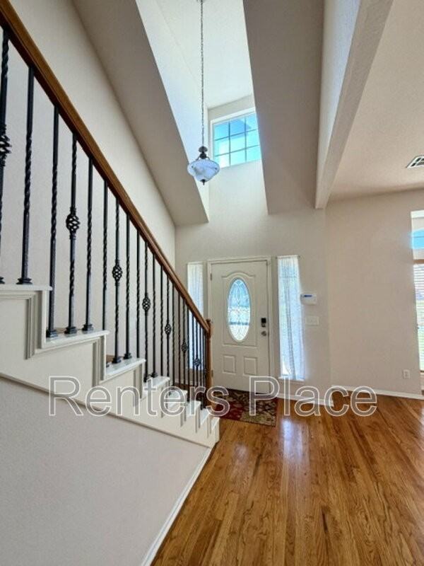 1012 S Desert Palm Ave - Photo 4 of 31
