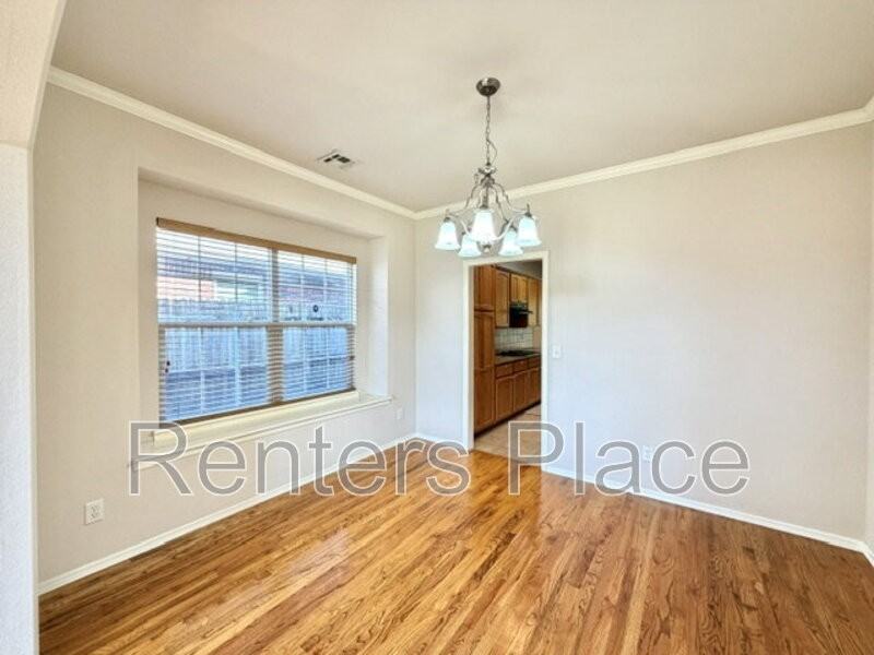 1012 S Desert Palm Ave - Photo 5 of 31