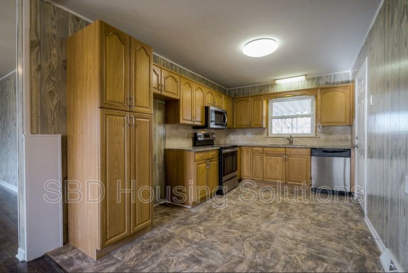 6508 N Harrison St - Photo 6 of 7