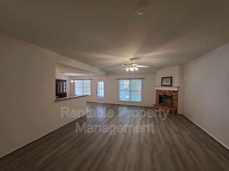 1000 Eden St - Photo 5 of 22