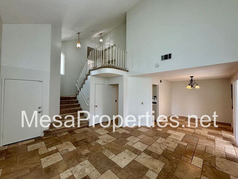 14925 Dandelion Ct - Photo 3 of 24