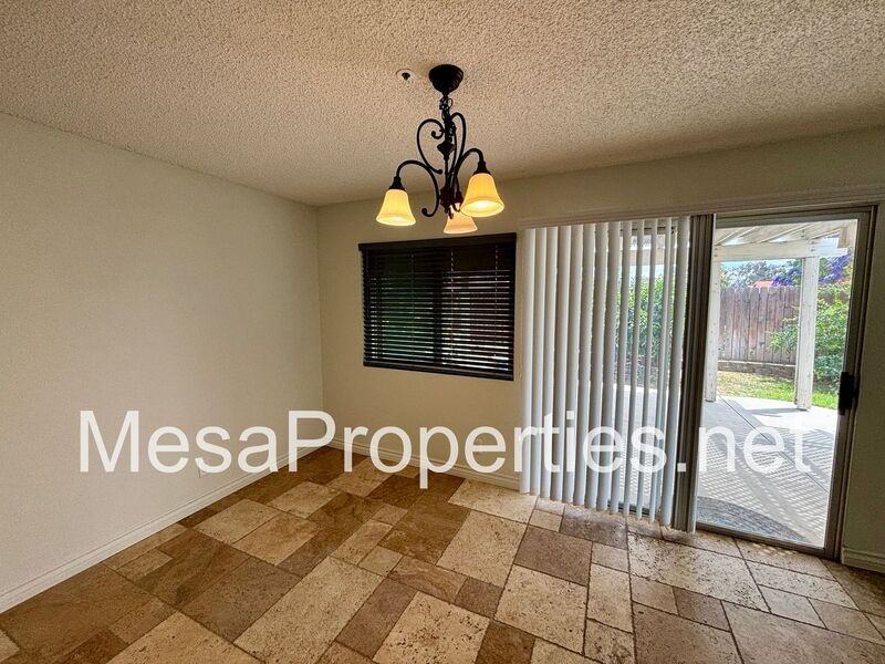 14925 Dandelion Ct - Photo 7 of 24
