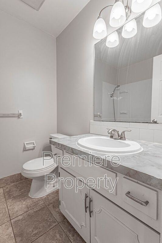 4329 Sterling Ave - Photo 7 of 14