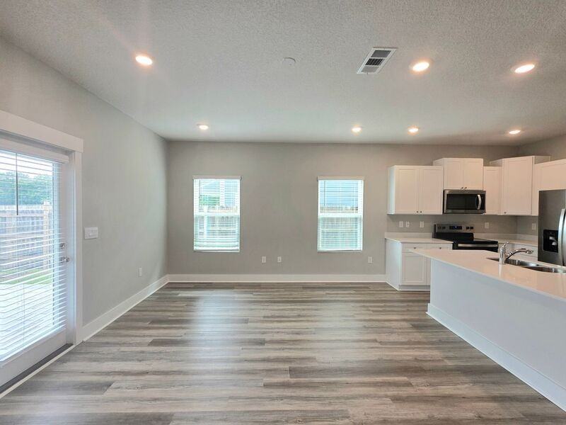 4167 Pendragon Cir - Photo 3 of 17