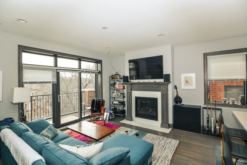 4324 N Ashland Ave #1 - Photo 7 of 20