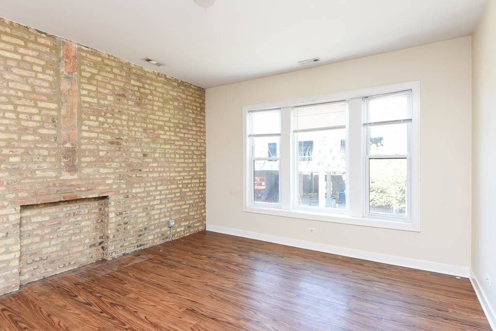 3550 W Lawrence Ave #2S - Photo 6 of 19
