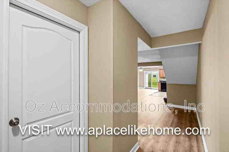 805 Sw Imperial Ln - Photo 6 of 35
