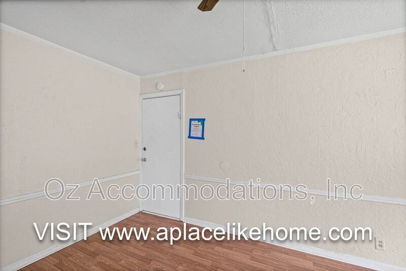 563 S Ash Ave #3 - Photo 4 of 25