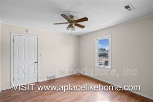 featured image of 563 S Ash Ave #3