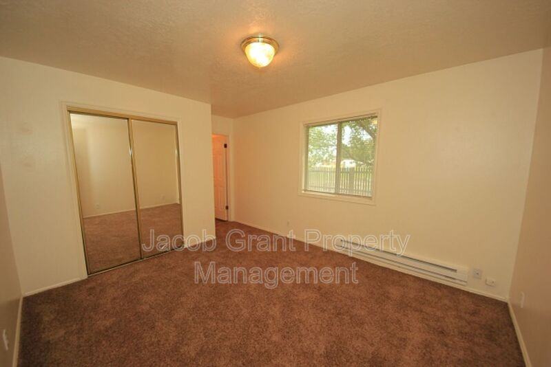 965 Berryman Rd #B - Photo 7 of 12