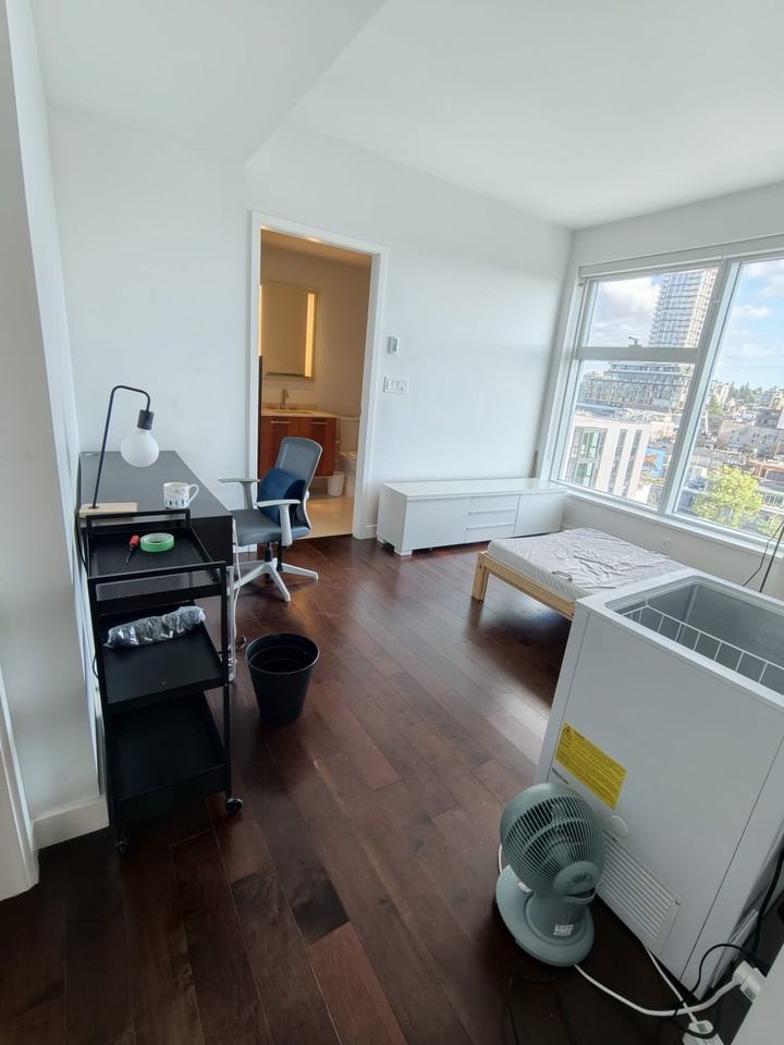 1565 6th Ave W - Photo 5 of 17