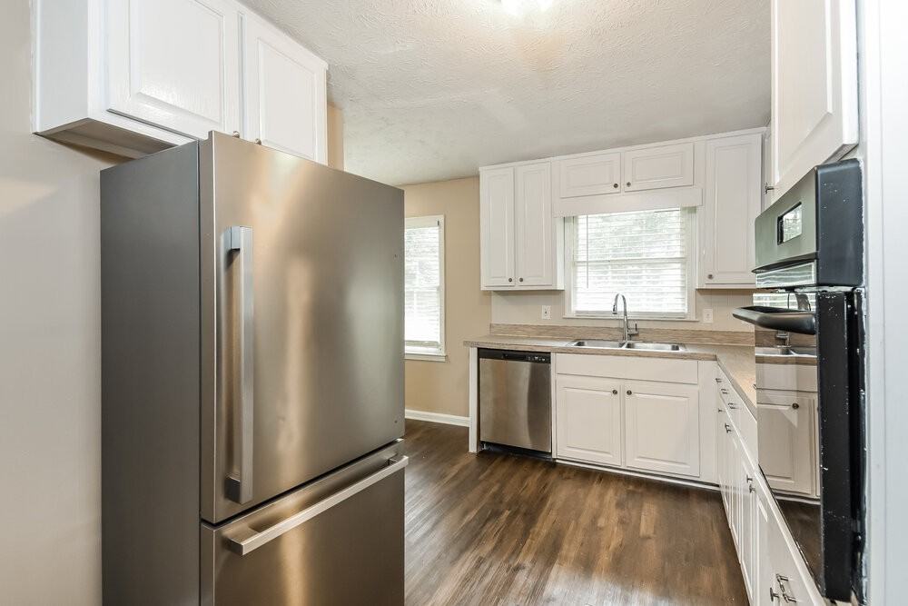 2906 Elizabeth Ln - Photo 6 of 16