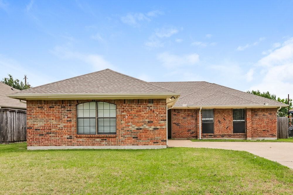 308 Southlake Dr