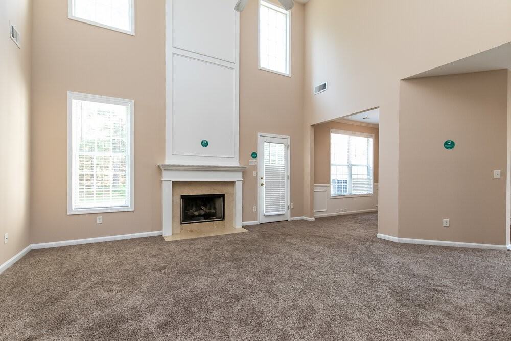 2373 Bancroft Way - Photo 4 of 17