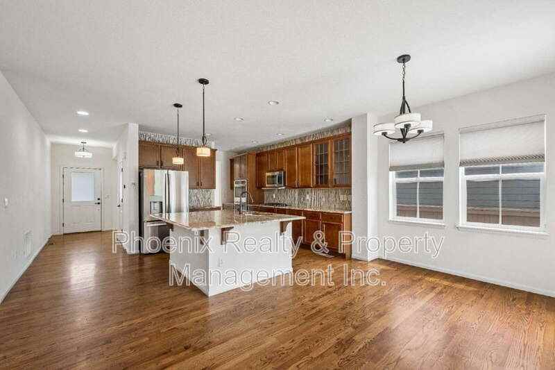 1417 Lander Ln - Photo 5 of 19